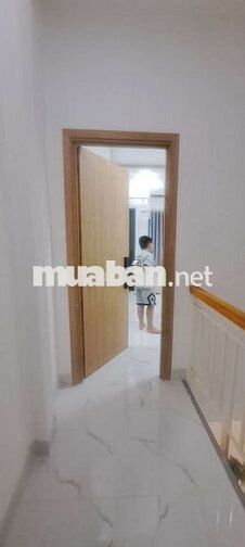 NHÀ 2 TẦNG 40M2 KHU DÂN CƯ HIỆN HỮU - KHÁNH HỘI Q4