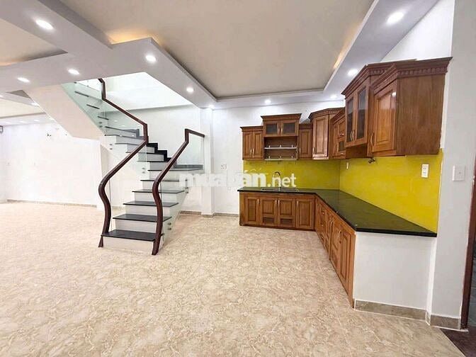 Cho thuê nhà DT 6x20. 4 tấm khu Tên Lửa