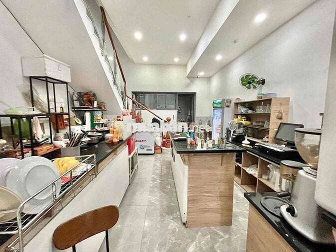 CHO THUÊ MẶT BẰNG SÀN THÔNG 100m2