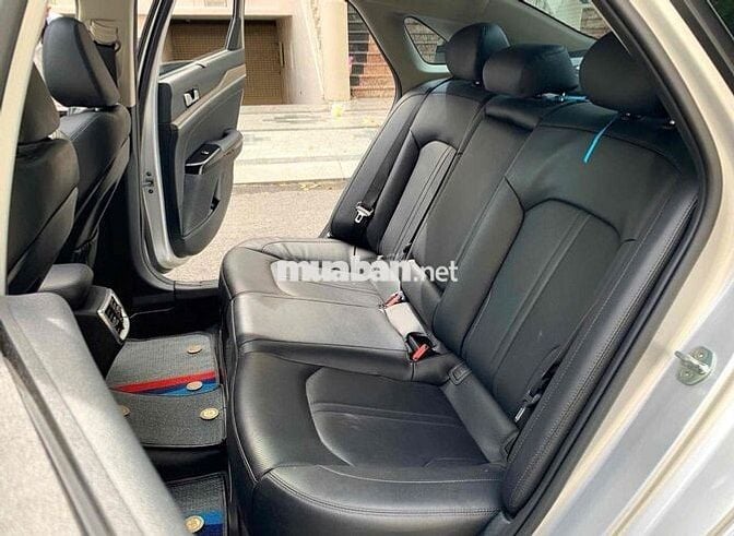 Kia K5 Premium 2022 giá rẻ