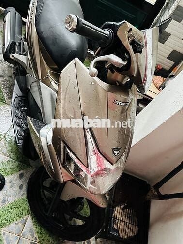 Bán xe Air blade đời 2011 giá thương lượng thêm