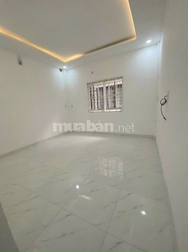 Cần bán nhà 32 đường 24B - KDC Tên Lửa