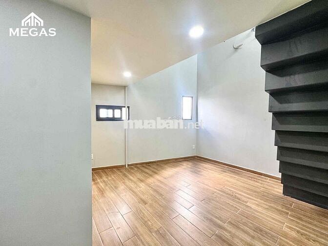 DUPLEX 3TR8 30M2 NGAY ĐẠI HỌC VĂN HIẾN VHU