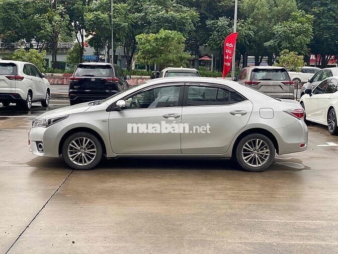 Toyota Corolla Altis 2015 1.8G CVT - 157000 km