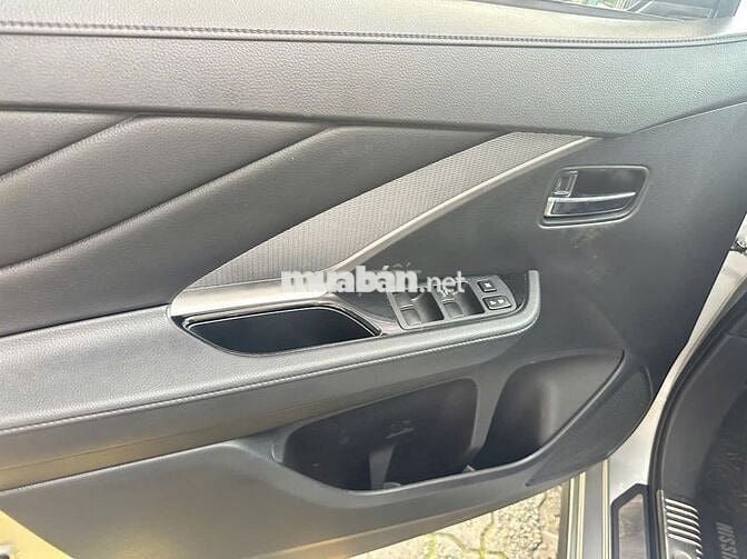 Mitsubishi Xpander Cross 2021 AT - 38000 km