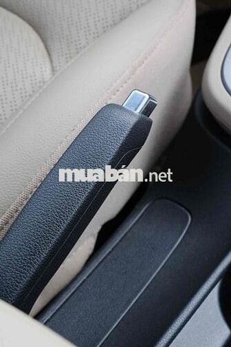 Elantra 1.6AT- 19 ngàn Km- Hỗ trợ góp.