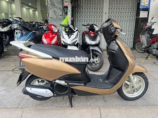 Honda lead Fi 2012 mới 90% biển số thành phố