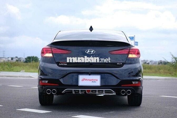 Elantra 1.6AT- 19 ngàn Km- Hỗ trợ góp.