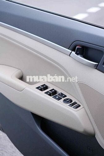 Elantra 1.6AT- 19 ngàn Km- Hỗ trợ góp.