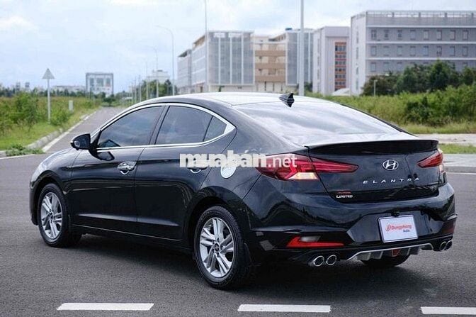 Elantra 1.6AT- 19 ngàn Km- Hỗ trợ góp.