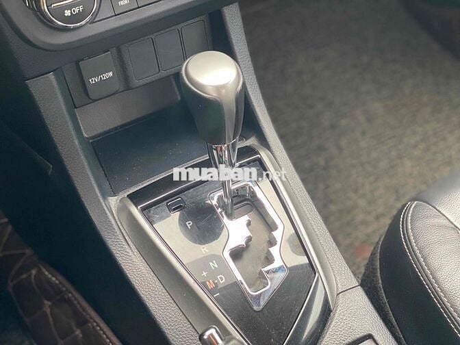 Toyota Corolla Altis 2015 1.8G CVT - 157000 km