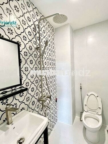 STUDIO CỬA SỔ MẶT TIỀN Q11_FULL NỘI THẤT_TRỐNG SẴN_NHÀ MỚI GẦN ĐẦM SEM