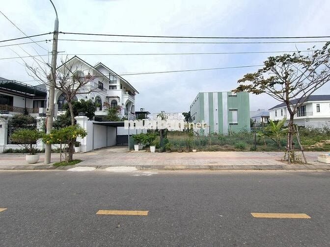 CỰC HIẾM !BÁN LÔ BIỆT THỰ SIÊU ĐẸP TRUNG TÂM LÀNG ĐH GIÁ CHỈ 22TR/M2