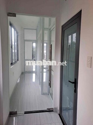 Cho thuê nhà nguyên căn mặt tiền có thang máy Tây Thạnh, Tân Phú