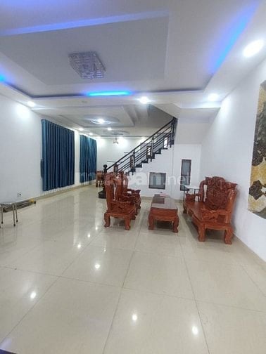 CHO THUÊ CĂN GÓC MẶT TIỀN ĐƯỜNG 160 - P TĂNG NHƠN PHÚ A - QUẬN 9