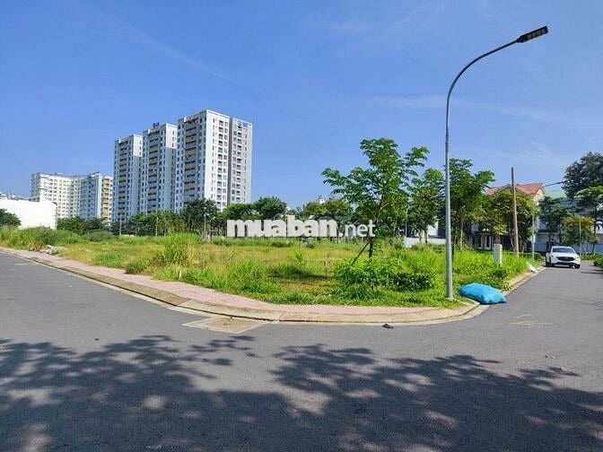 CỰC HIẾM !BÁN LÔ BIỆT THỰ SIÊU ĐẸP TRUNG TÂM LÀNG ĐH GIÁ CHỈ 22TR/M2