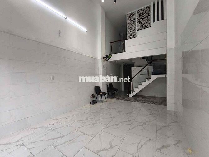 CHO THUÊ MBKD NGAY MẶT TIỀN LỚN GIÁ SIÊU RẺ RỘNG 60m2 PHÙ HỢP KD