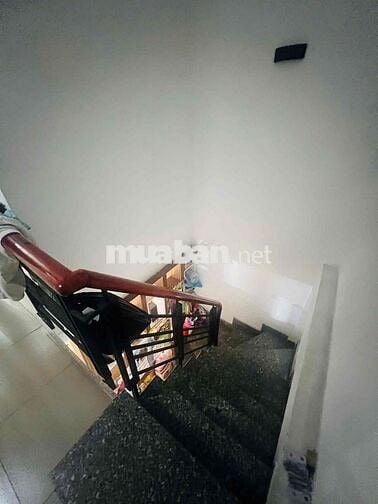 Cho thuê nguyên căn 1 xẹc Lê Văn Thọ xe hơi diện tich 64 m trệt lầu lầ