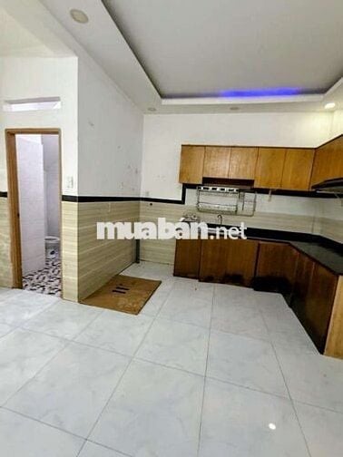 Ngay trường Nguyễn Công Trứ, ST Emart 2, Nhà ngang 4.4m