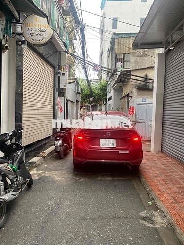 Bán Đất Phố Thượng Thanh,LB 51M Lô Góc-Ô Tô Tải Đỗ Trước Nhà-Kinh Doan