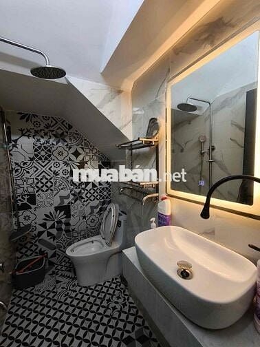 CHO THUÊ MBKD NGAY MẶT TIỀN LỚN GIÁ SIÊU RẺ RỘNG 60m2 PHÙ HỢP KD