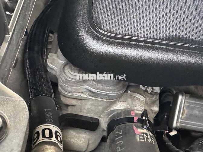 captival LTZ tự động xe gia đình chạy kỹ