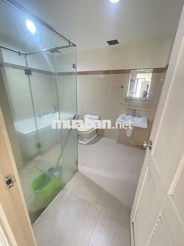 P 1.6tr giảm còn 1.3 full nt trong chung cư, gần PMH, an ninh 24/7