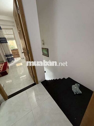 Ngay trường Nguyễn Công Trứ, ST Emart 2, Nhà ngang 4.4m