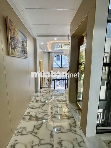 Chỉ:7xtỷ Nhà 5 tầng đẹp lung linh. Có thang máy. Hương Lộ 2. Dt:4,5x20