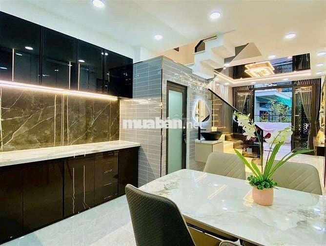 BÁN NHÀ LÊ ĐỨC THỌ, 35m2, 3 TẦNG NHÀ MỚI, TẶNG FULL NỘI THẤT.