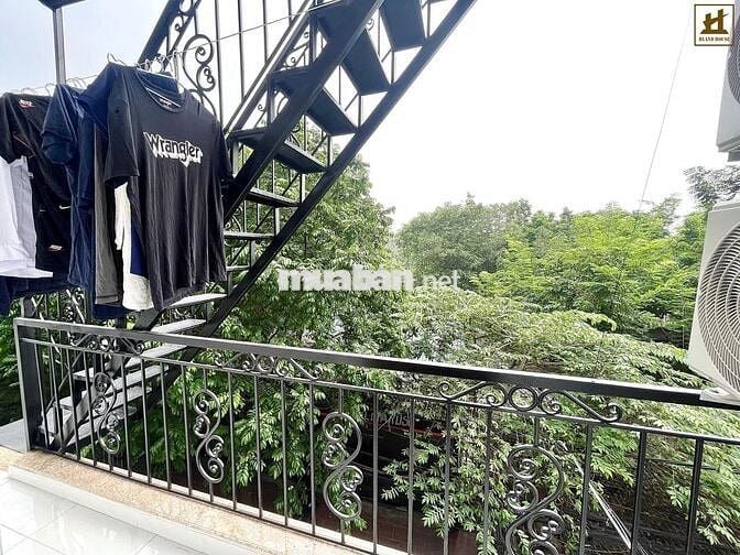 G23 YÊN XÁ - NHÀ MỚI - GẦN BỆNH VIỆN 103 -OTO ĐỖ CỬA -GIÁ CHỈ TỪ 4TR2