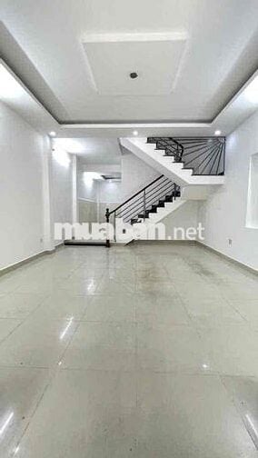 BÁN GẤP NHÀ NGAY TRƯỜNG CHINH - TÂN PHÚ - 60M2 - 3TẦNG - HẺM XE HƠI