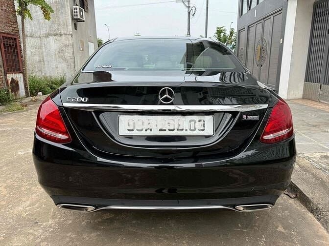 Mercedes Benz C Class 2015 C200 - 50000 km