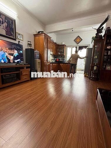 bán nhanh căn hộ góc pn 2wc nhà siêu đẹp sạch sẽ view hồ cực đẹp