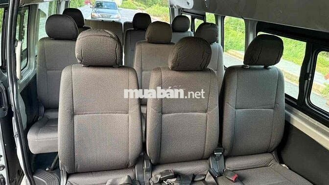 toyota hiace 2017 xe nét nội thất và điện vẫn đẹp