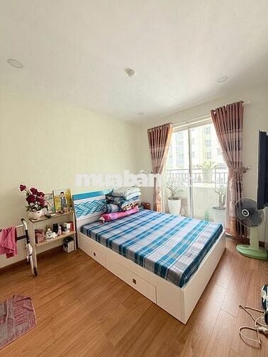 Hàng hiếm bán nhanh căn 62m2 2pn 2wc nội thất dính tường giá 2,38 tỷ