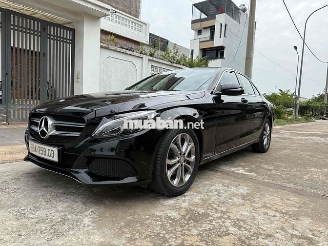 Mercedes Benz C Class 2015 C200 - 50000 km