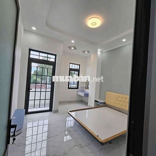 Cho thuê nhà 3pn 3wc hẻm Nguyễn Thị Minh Khai Phú Hòa