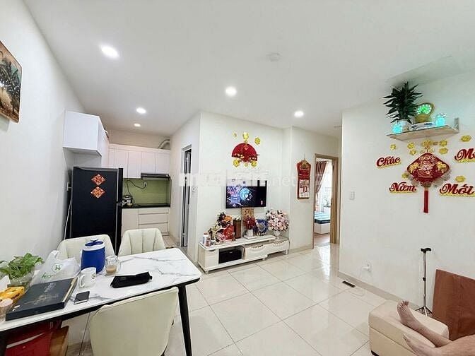 Hàng hiếm bán nhanh căn 62m2 2pn 2wc nội thất dính tường giá 2,38 tỷ