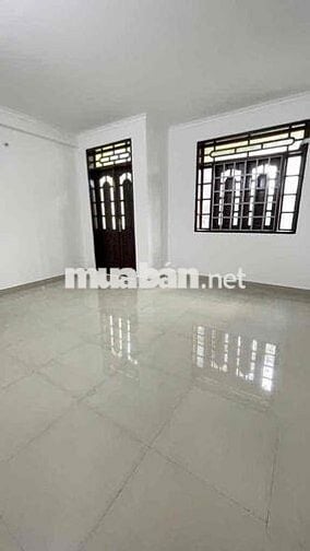 BÁN GẤP NHÀ NGAY TRƯỜNG CHINH - TÂN PHÚ - 60M2 - 3TẦNG - HẺM XE HƠI