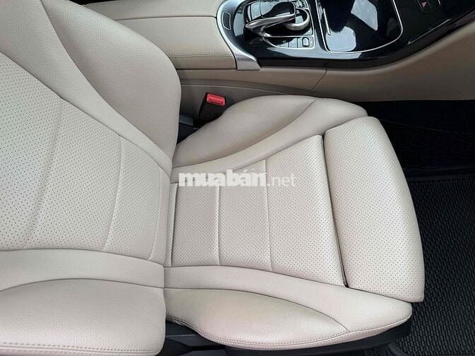 Mercedes Benz C Class 2015 C200 - 50000 km