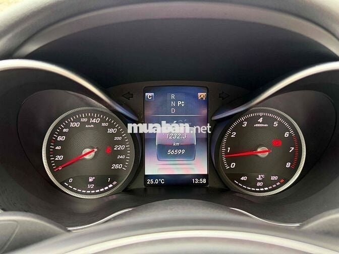 Mercedes Benz C Class 2015 C200 - 50000 km