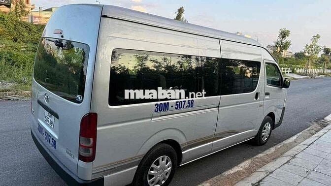 toyota hiace 2017 xe nét nội thất và điện vẫn đẹp