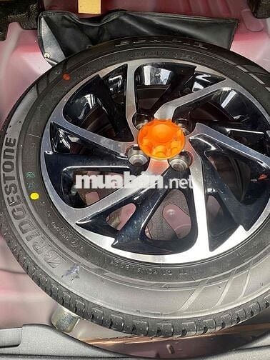 xe bán đã qua sử dụng còn như mới