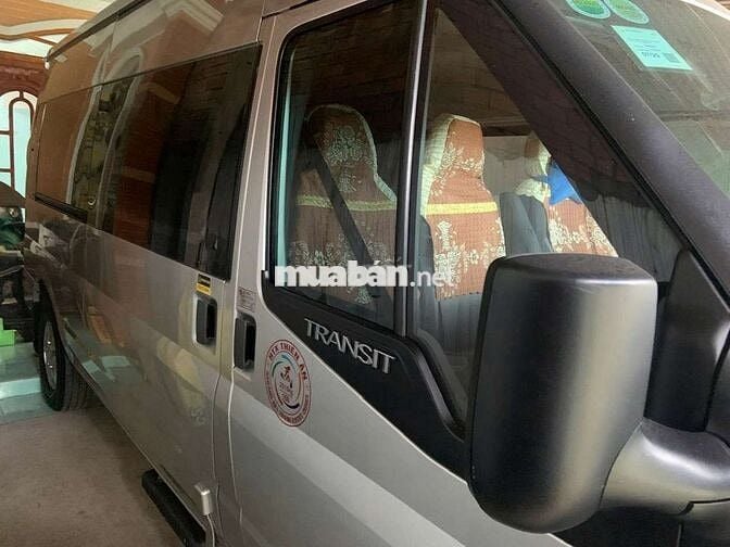 Xe lướt Ford Transit 06.2024 2x vạn km