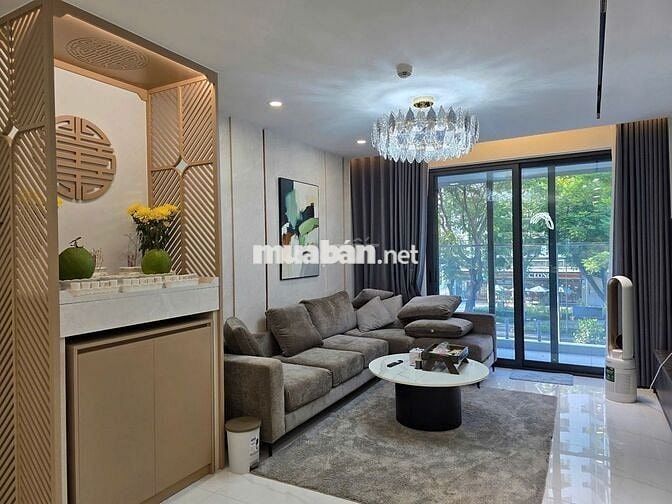 Bán căn Sky Villa 4PN Full NT   tầng 2 -  Celadon city