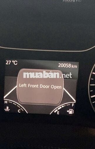 Xe lướt Ford Transit 06.2024 2x vạn km