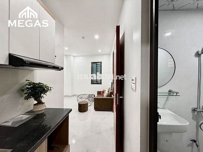 CĂN HỘ 2N1K BAN CÔNG THOÁNG FULL NỘI THẤT NGAY SÂN VẬN ĐỘNG MỸ ĐÌNH