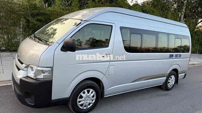 toyota hiace 2017 xe nét nội thất và điện vẫn đẹp
