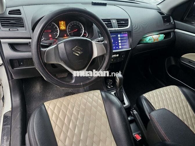Suzuki Swift 1.4AT màu trắng, số tự động